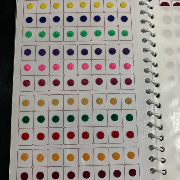 bindi book - Picture 3 of 10